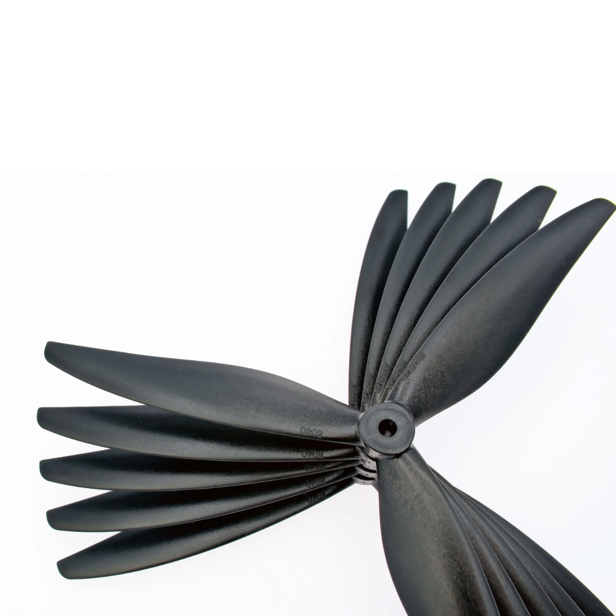 4 個 Gemfan 8040 8X4X3 3 ブレード 8 - Drone Rc Parts のレビューと価格